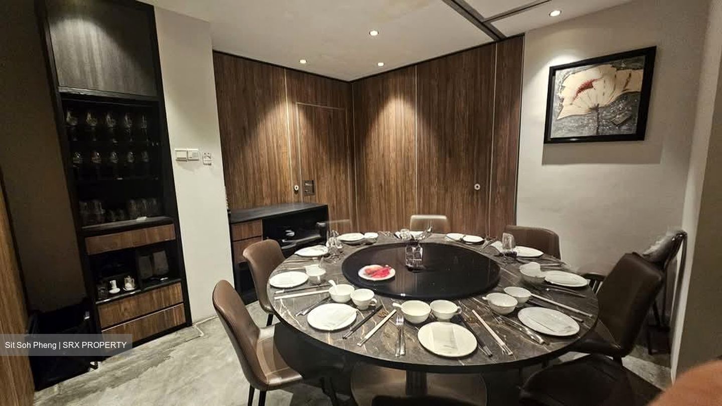 Geylang Road (D14), Shop House #570046791
